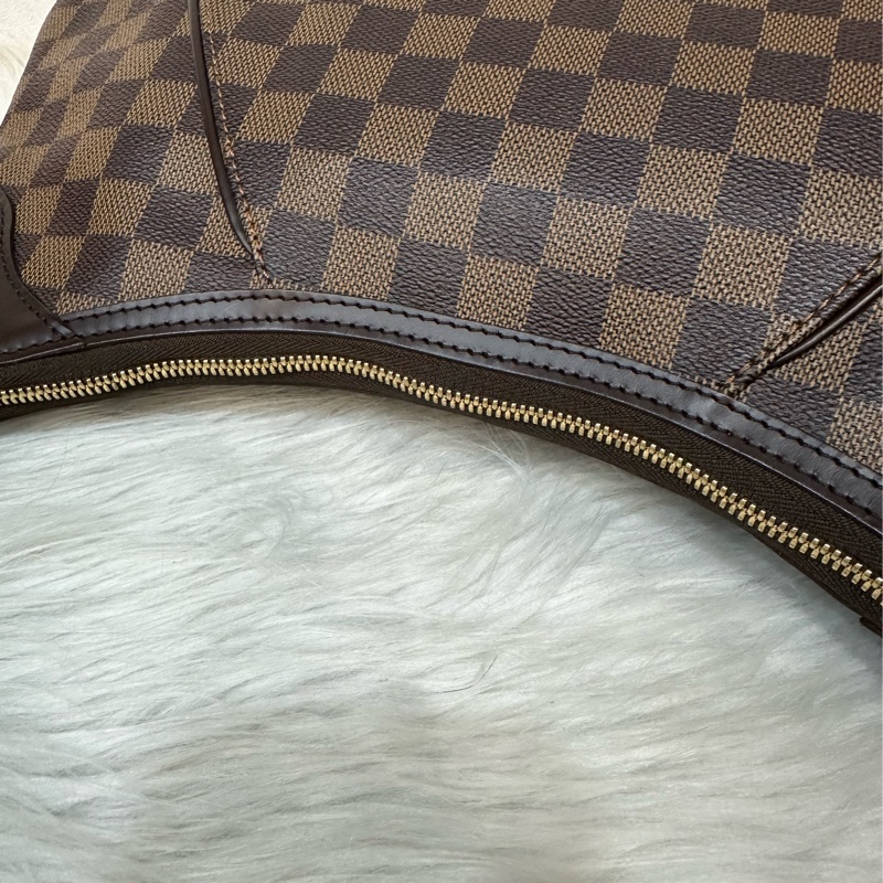 LV N48180 咖啡棋盤格金牌肩背包-34