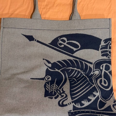 Burberry EKD 戰馬圖騰 大號帆布托特包（藍灰）全新！！