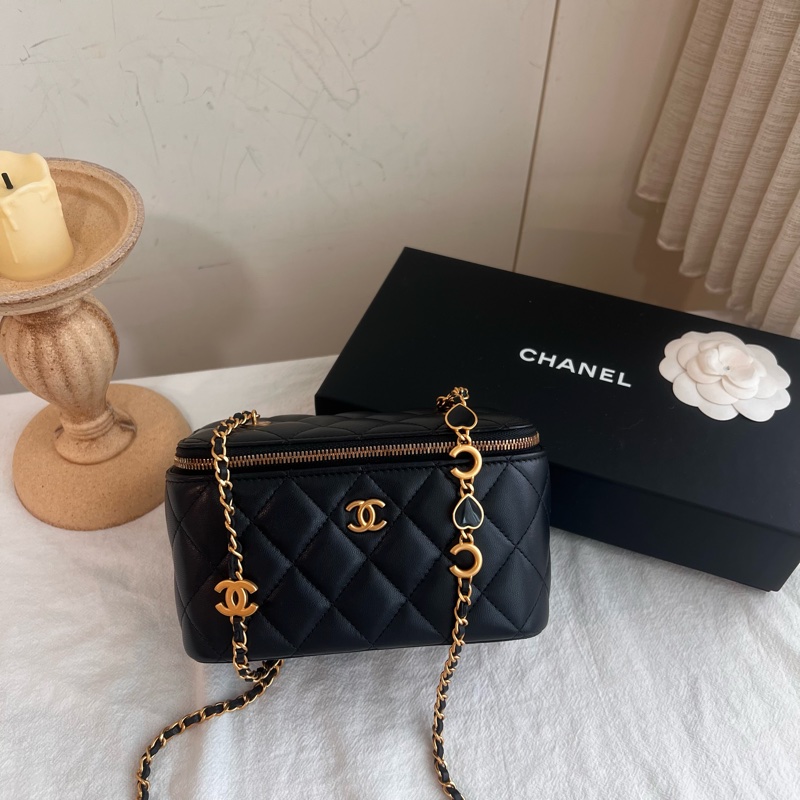 ෆ Chanel 22k愛心鏈條盒子包-4