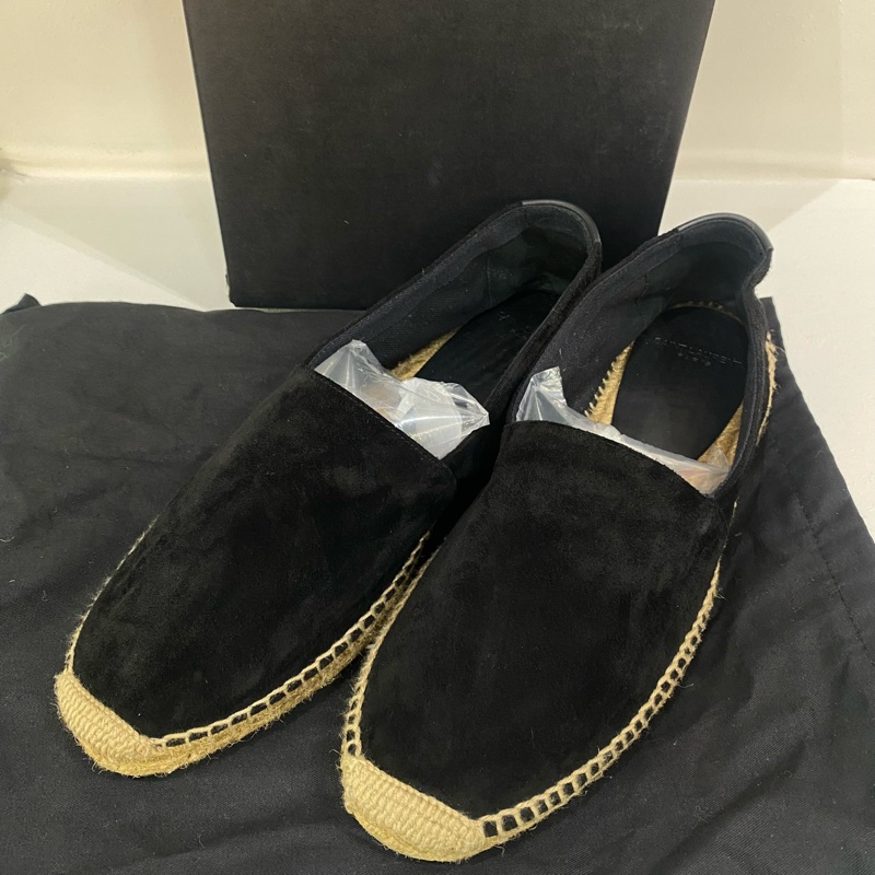 YSL聖羅蘭黑色絨面平底鞋，成色99新，尺碼43碼，有塵袋-1
