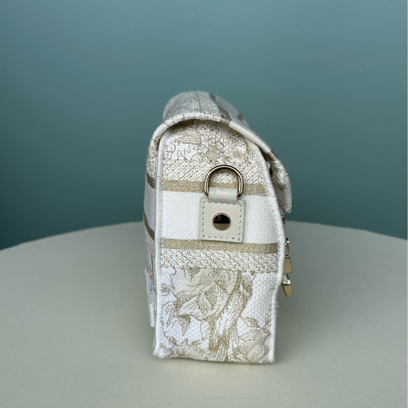 Dior迪奧刺繡郵差包斜挎包,98新,底長23釐米-2