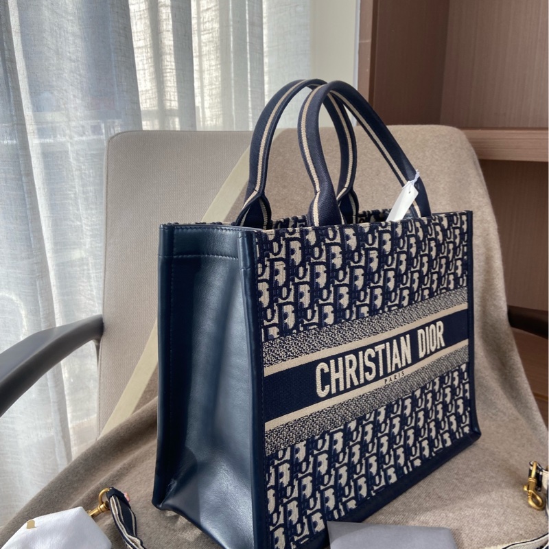 Dior 迪奧 booktote中號藍色老花 拼皮托特包 尺寸:36.5*28*17.5cm。-2