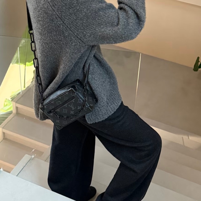 Louis Vuitton Mini Soft Trunk黑花盒子包 芯片款 尺寸18×13-28