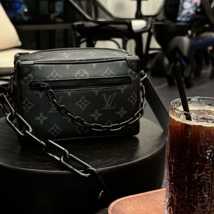 Louis Vuitton Mini Soft Trunk黑花盒子包 芯片款 尺寸18×13-31