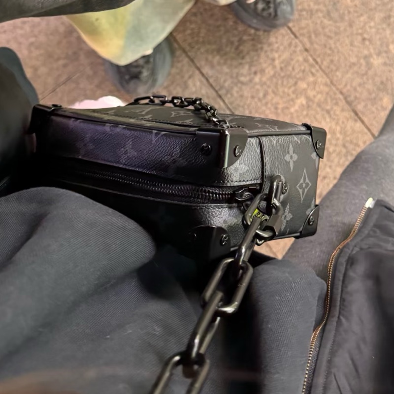 Louis Vuitton Mini Soft Trunk黑花盒子包 芯片款 尺寸18×13-32