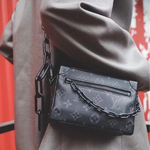 Louis Vuitton Mini Soft Trunk黑花盒子包  芯片款 尺寸18×13