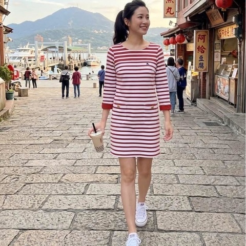 BURBERRY 金扣橫條戰馬口袋洋裝