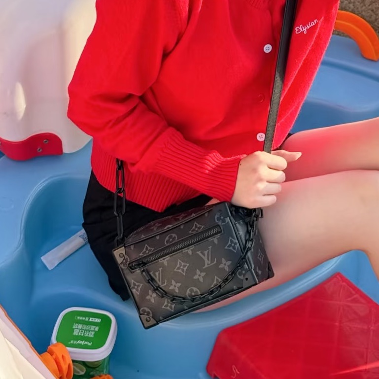 男女通殺😍Lv路易威登mini soft trunk黑色老花盒子包單肩斜挎包-3