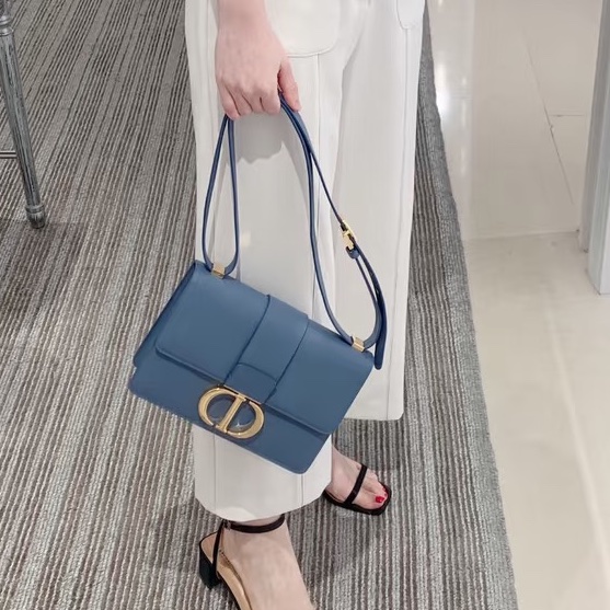 高級感拿捏🤏99新🆕Dior迪奧霧霾藍金扣牛皮蒙田30單肩斜挎手提包-5