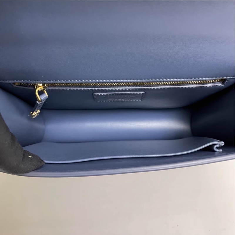 高級感拿捏🤏99新🆕Dior迪奧霧霾藍金扣牛皮蒙田30單肩斜挎手提包-16