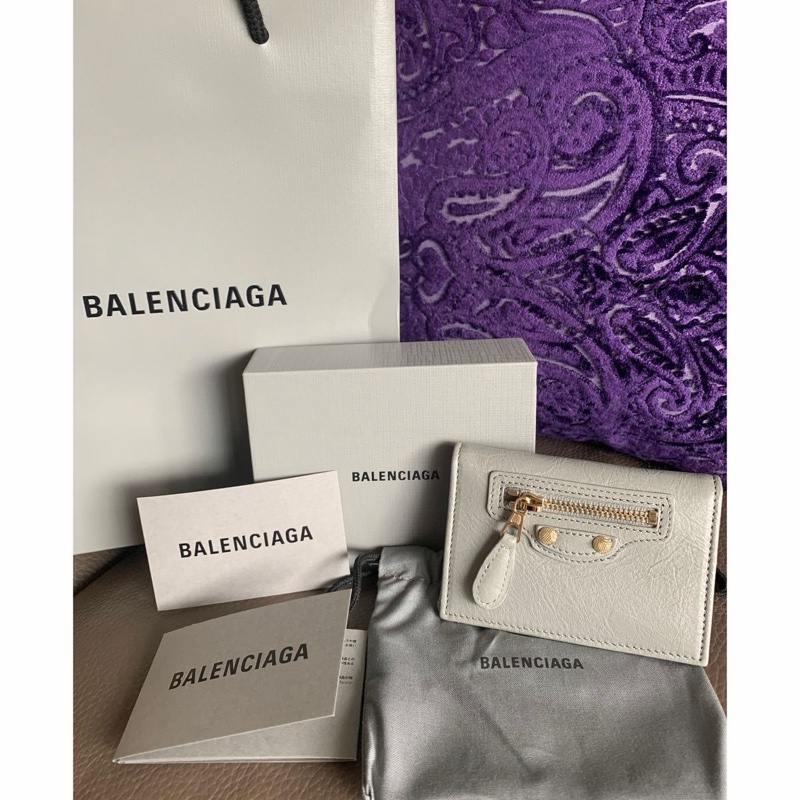 巴黎世家灰色卡夾 短夾 機車包 皮革 閒置 Balenciaga grey leather city card holder-7