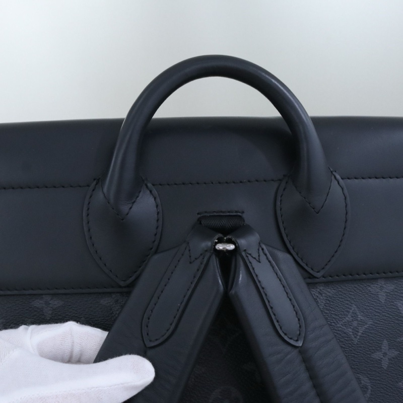 98新,LV STEAMER 男士雙肩包 尺寸32*45*16,配件防塵袋鎖鑰匙。-7