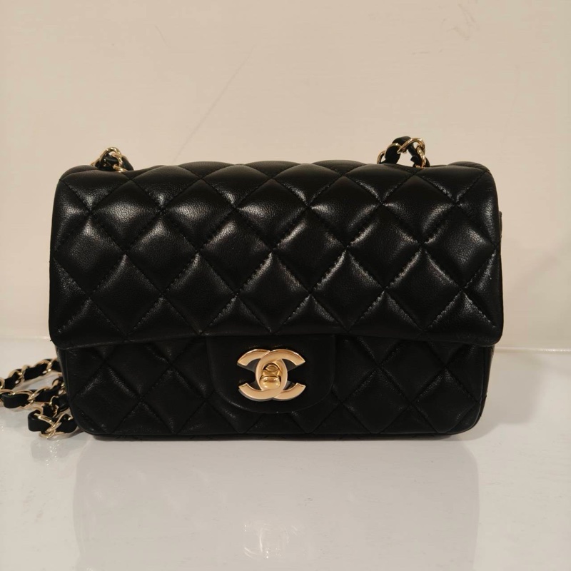 🈶購證 #閒置帶膜 #全配🉑送禮 香奈兒Cf20淡金扣口蓋包 櫃上漲近2️⃣0️⃣萬-10