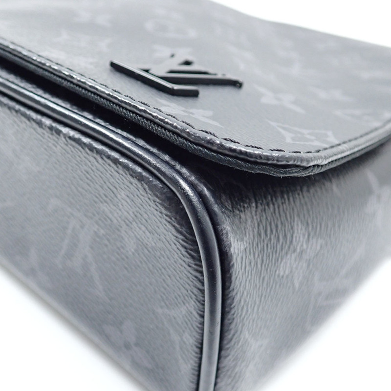 路易威登 Monogram Eclipse District PM 男士單肩包 M45272-2