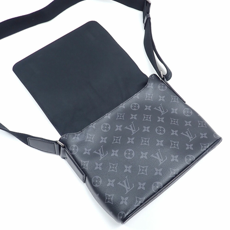 路易威登 Monogram Eclipse District PM 男士單肩包 M45272-7