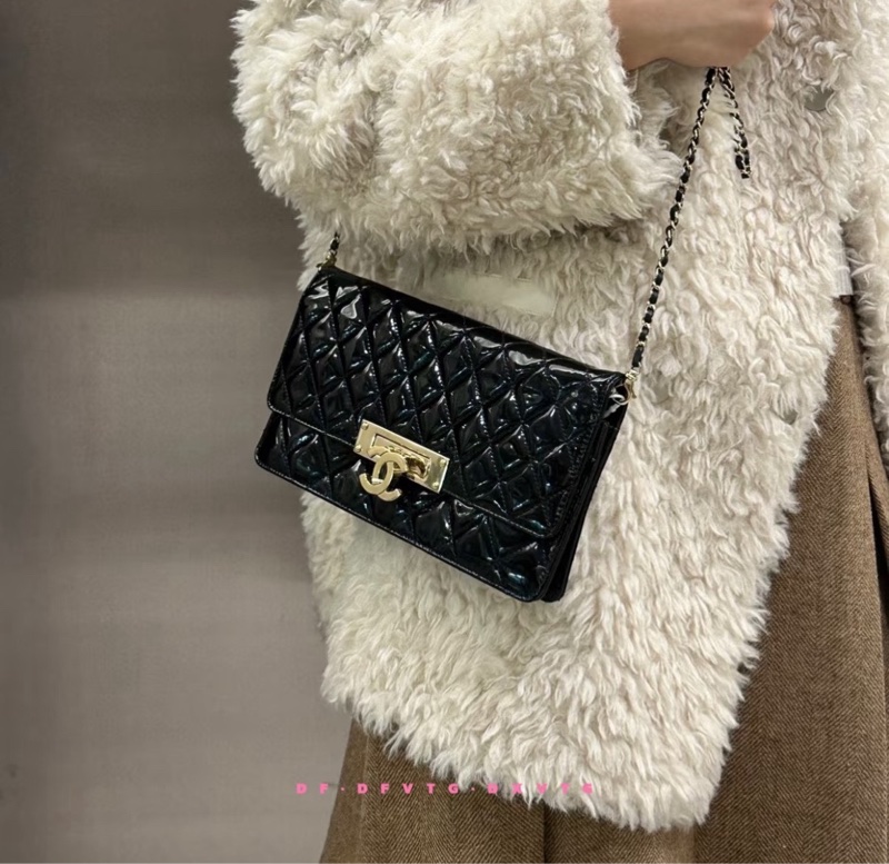 ✨Chanel 黑色漆皮雙C 法棍鏈條包 98新🖤-2