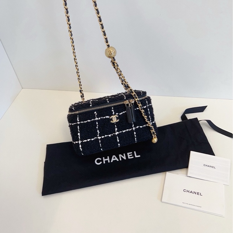 ✨Chanel 黑金 金球毛呢化妝盒 新款芯片款 閒置新帶膜 可送禮🎁-3