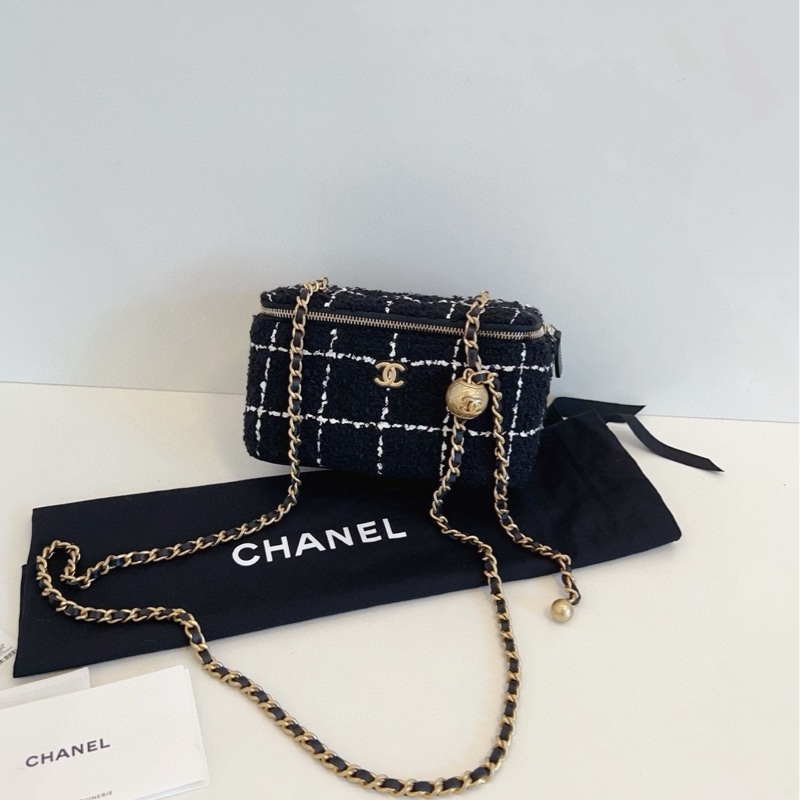 ✨Chanel 黑金 金球毛呢化妝盒 新款芯片款 閒置新帶膜 可送禮🎁-4