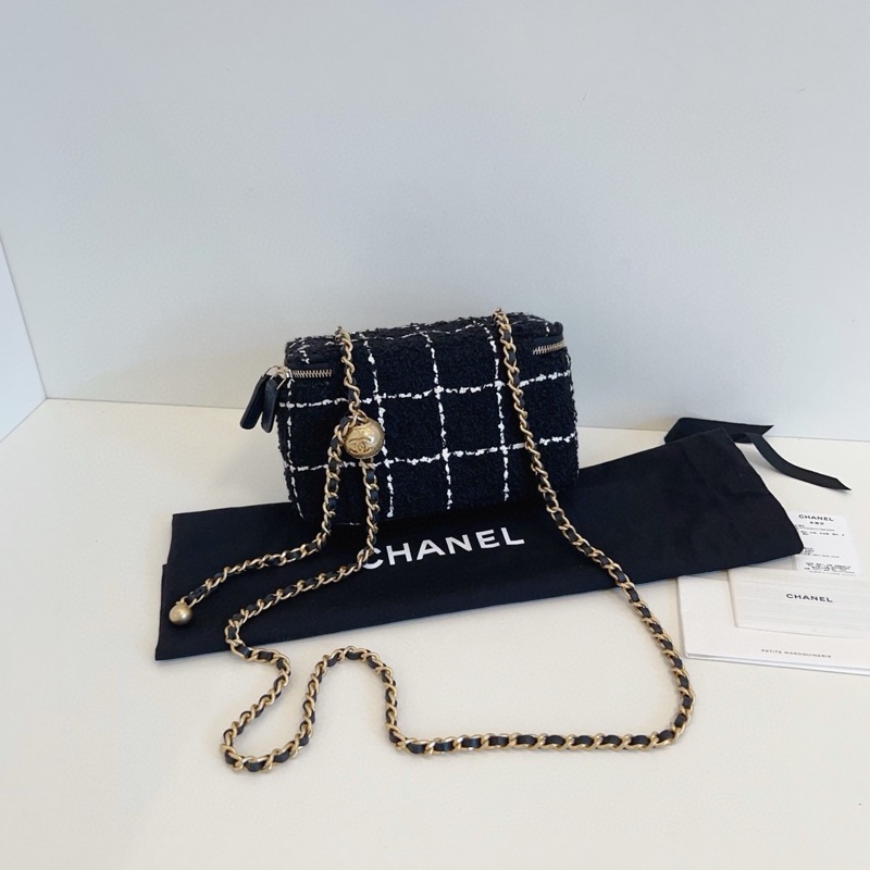 ✨Chanel 黑金 金球毛呢化妝盒 新款芯片款 閒置新帶膜 可送禮🎁-5