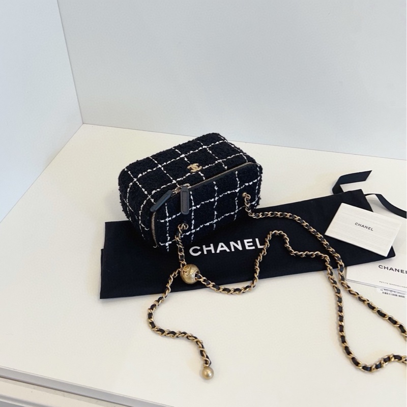 ✨Chanel 黑金 金球毛呢化妝盒 新款芯片款 閒置新帶膜 可送禮🎁-7