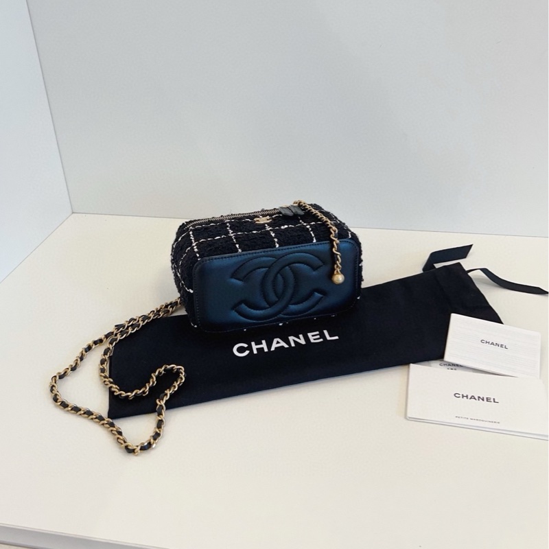 ✨Chanel 黑金 金球毛呢化妝盒 新款芯片款 閒置新帶膜 可送禮🎁-8