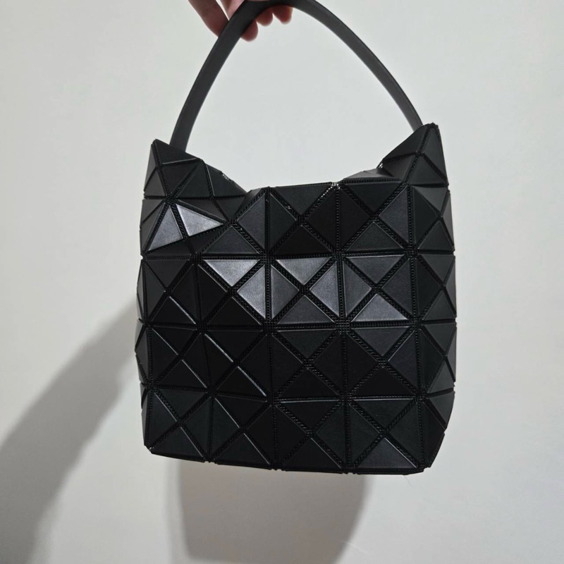 Issey Miyake 三宅一生 BaoBao 小號 valley 霧面黑 hobo包-4