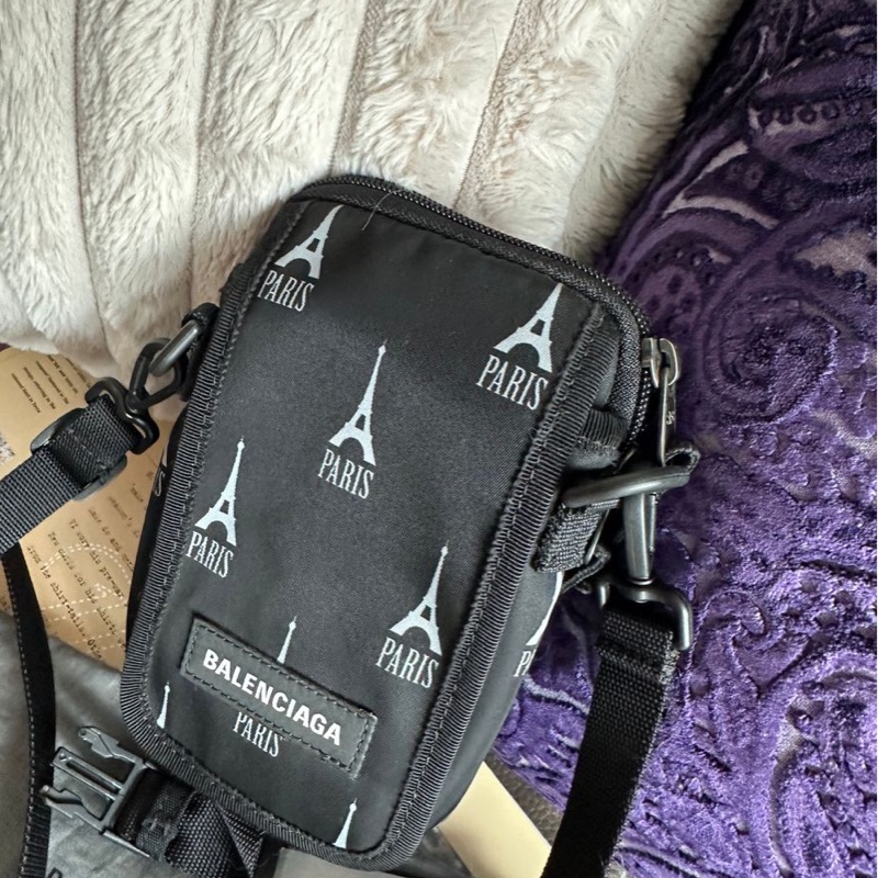 巴黎世家 斜挎包 側背包 黑色尼龍 埃菲爾鐵塔  肩背包 斜挎包 相機包 Balenciaga black nylon Eiffel tower explorer crossbody bag 男裝 女裝 黑色-8