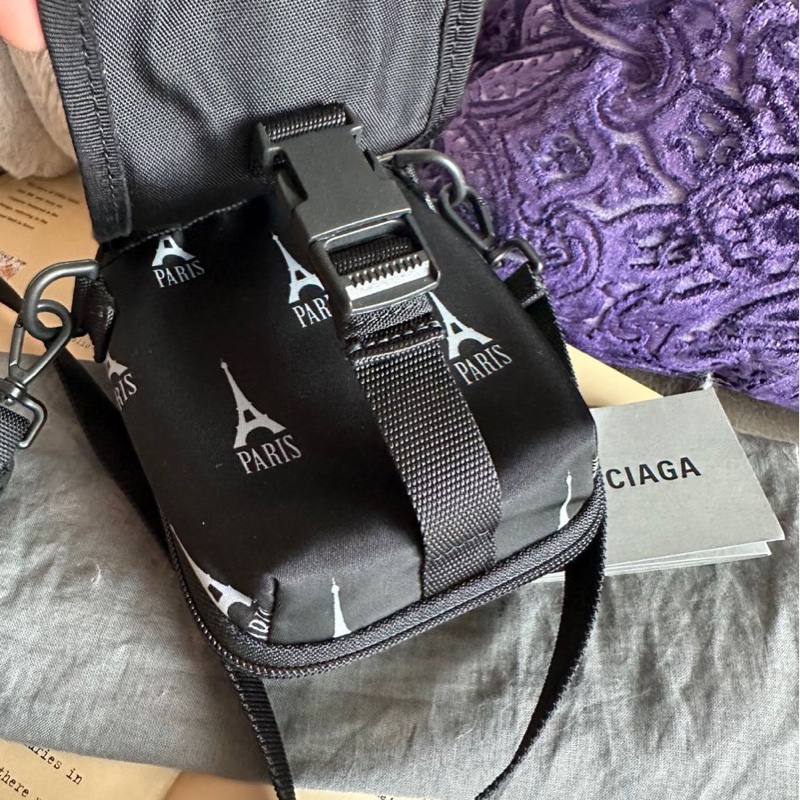 巴黎世家 斜挎包 側背包 黑色尼龍 埃菲爾鐵塔  肩背包 斜挎包 相機包 Balenciaga black nylon Eiffel tower explorer crossbody bag 男裝 女裝 黑色-10