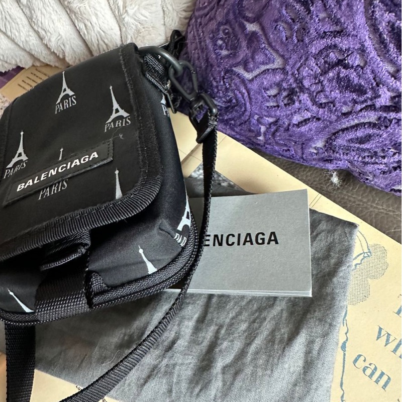 巴黎世家 斜挎包 側背包 黑色尼龍 埃菲爾鐵塔  肩背包 斜挎包 相機包 Balenciaga black nylon Eiffel tower explorer crossbody bag 男裝 女裝 黑色-12