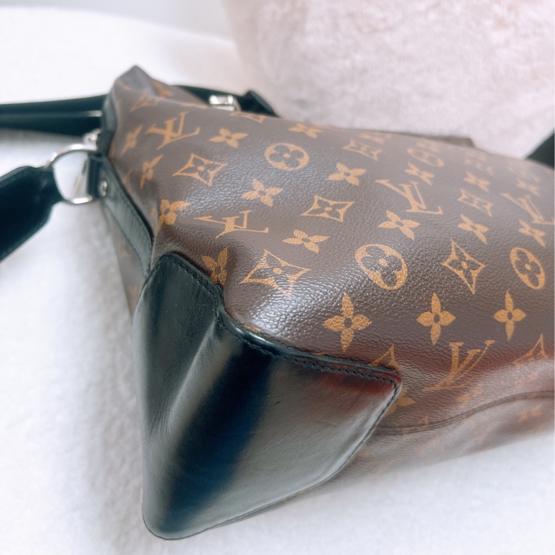 Lv macassar torres 老花郵差包-2