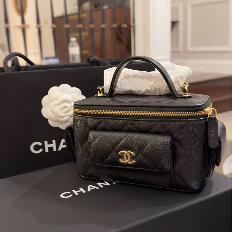 CHANEL黑荔枝牛皮盒包-0