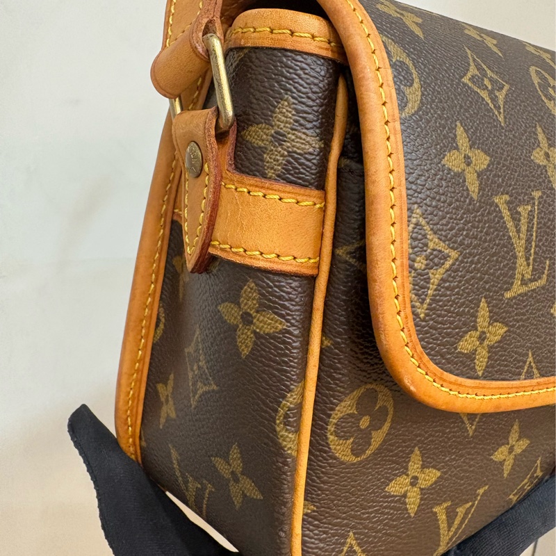 LV 老花 馬鞍包-2