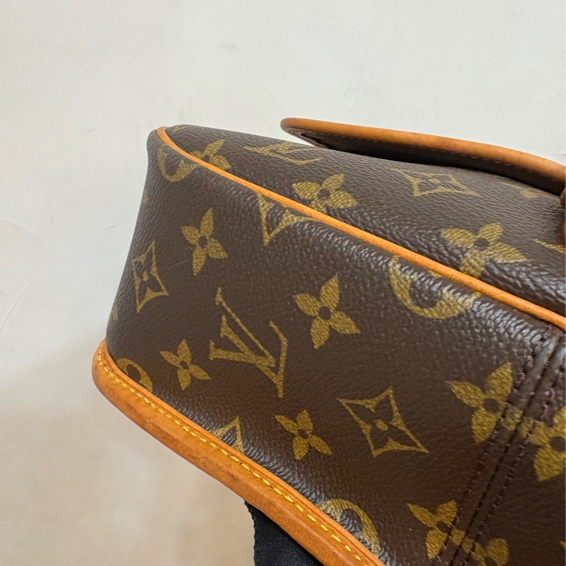 LV 老花 馬鞍包-6