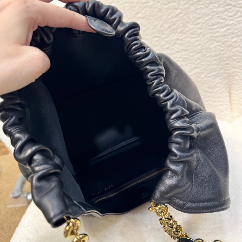羅伊威垃圾袋LOEWE黑金納帕小羊皮Squeeze甜甜圈鏈條HOBO BAG中A914Q37X01-17