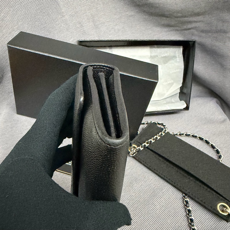 Chanel 黑銀長銀包/WOC-19