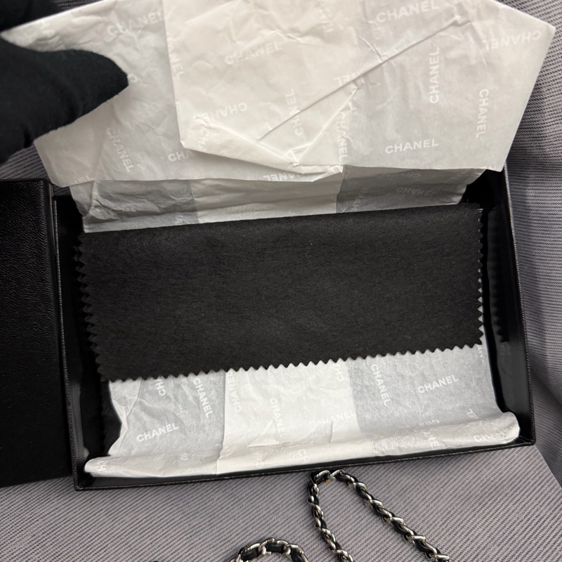 Chanel 黑銀長銀包/WOC-39