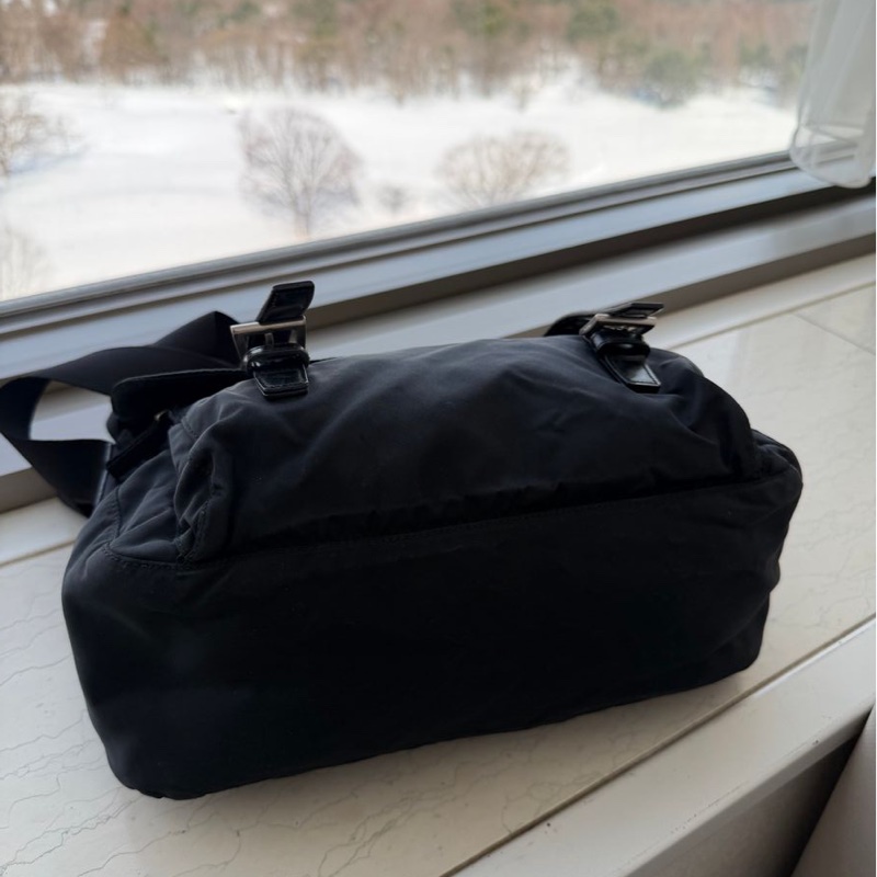 普拉達  側背包 斜背包 翻蓋包 郵差包 prada 黑色 尼龍 斜挎 包包 女生 男生 black messenger bag   re nylon-9