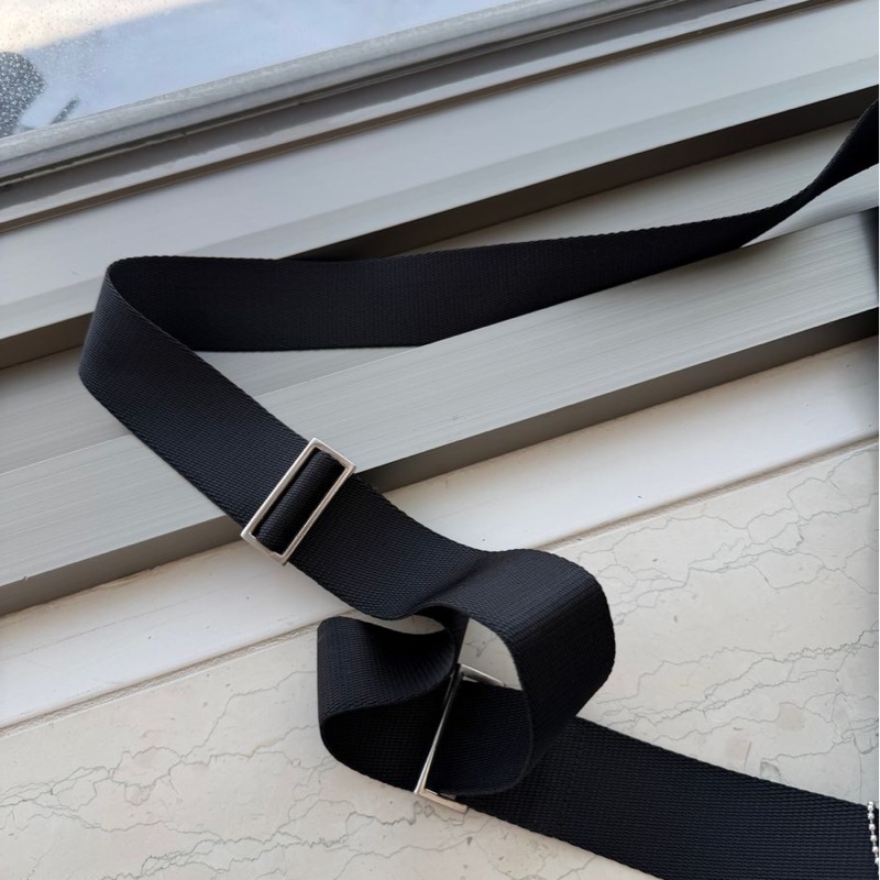 普拉達  側背包 斜背包 翻蓋包 郵差包 prada 黑色 尼龍 斜挎 包包 女生 男生 black messenger bag   re nylon-19