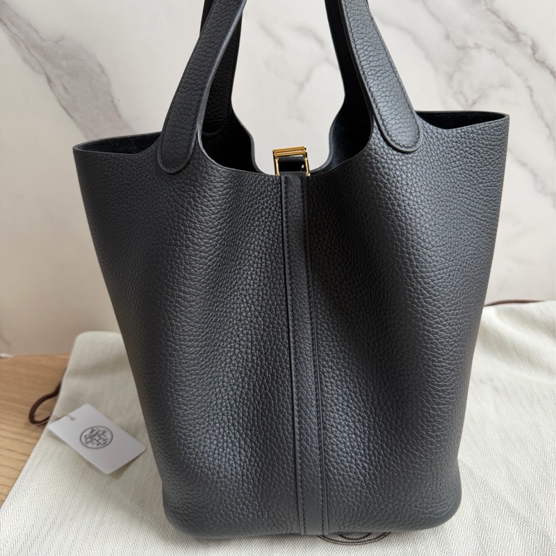 （全新品）愛馬仕 Picotin 22 黑金-2