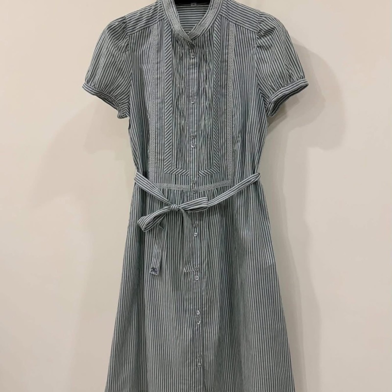 BURBERRY 蕾絲滾邊直條紋腰帶戰馬洋裝-1