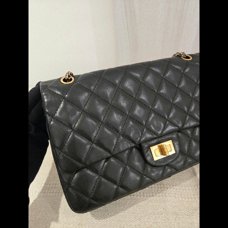 香奈兒 Chanel 2.55 Reissue 黃金尺寸 黑金方扣羊皮鍊條包 肩背包 斜背包-10
