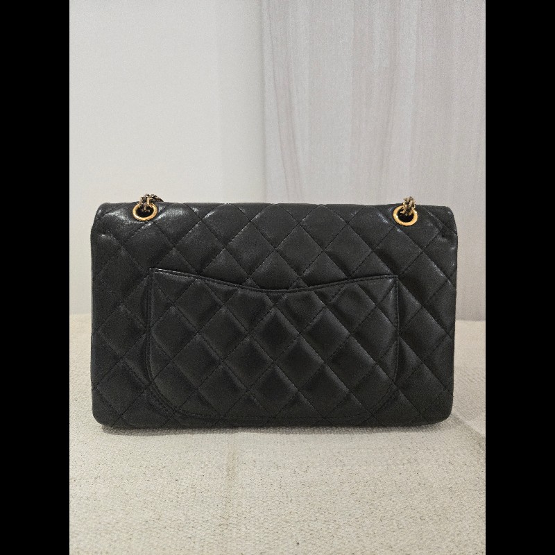香奈兒 Chanel 2.55 Reissue 黃金尺寸 黑金方扣羊皮鍊條包 肩背包 斜背包-18