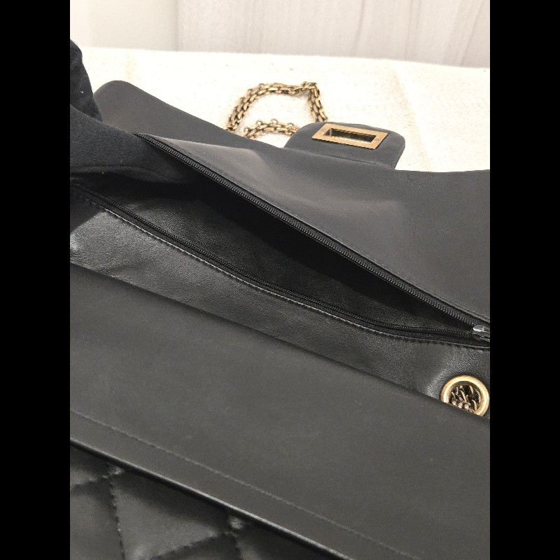 香奈兒 Chanel 2.55 Reissue 黃金尺寸 黑金方扣羊皮鍊條包 肩背包 斜背包-36