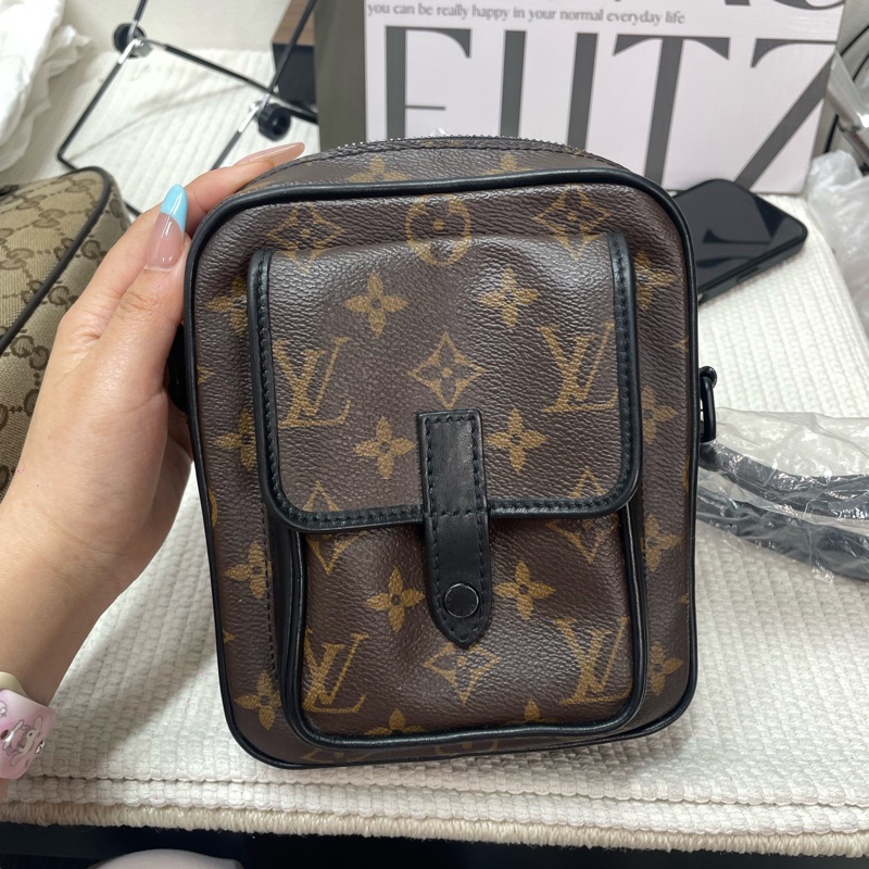 LV路易威登 Christopher老花相機包單肩斜挎包 附件:無-0