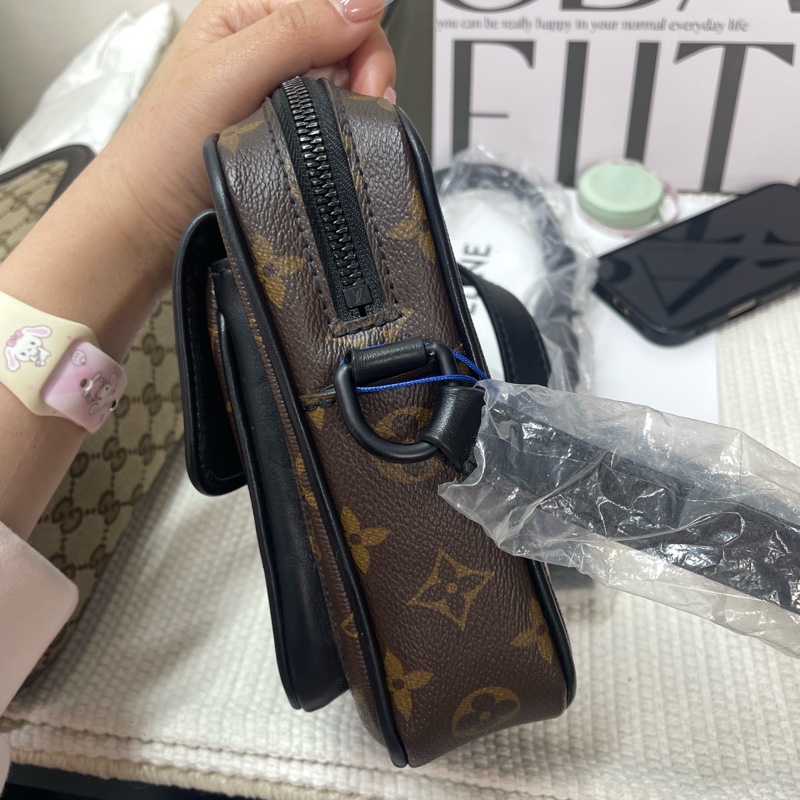 LV路易威登 Christopher老花相機包單肩斜挎包 附件:無-3