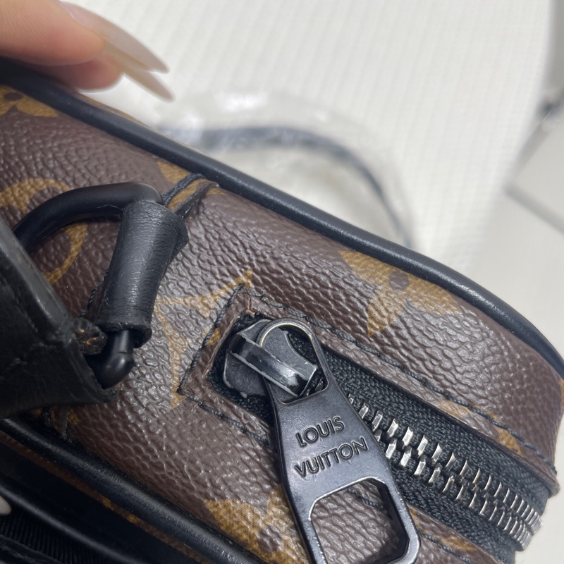 LV路易威登 Christopher老花相機包單肩斜挎包 附件:無-10