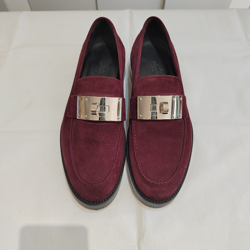 99新Hermes愛馬仕暗紅色樂福鞋 39碼 ,麂皮材質-0