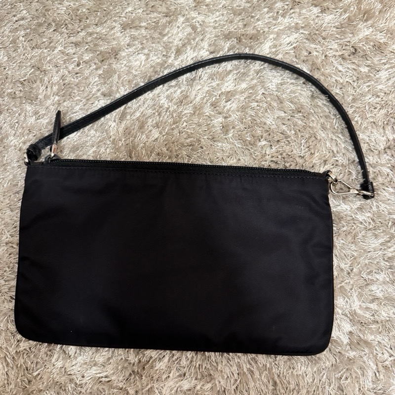 Prada nylon classic bag 黑色經典腋下包-6