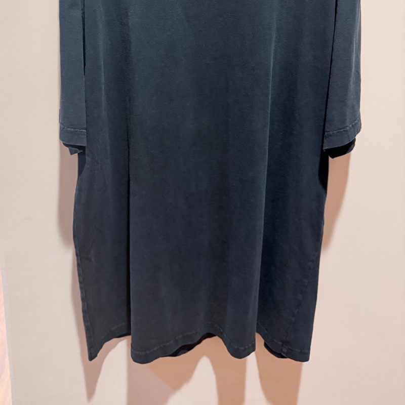 Balenciaga巴黎世家 個性寬鬆版型背面仿舊水鑽字母短袖T(炭黑色)XS男女皆🉑-1