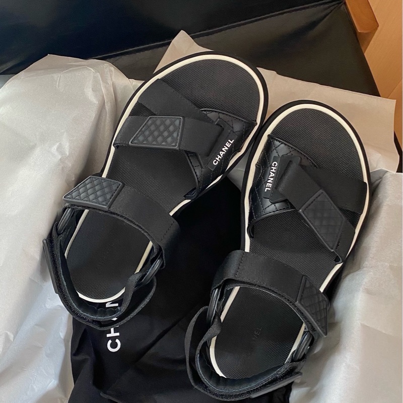 全新chanel香奈兒黑色魔術貼涼鞋沙灘鞋尺碼:38碼,配件:塵袋-0